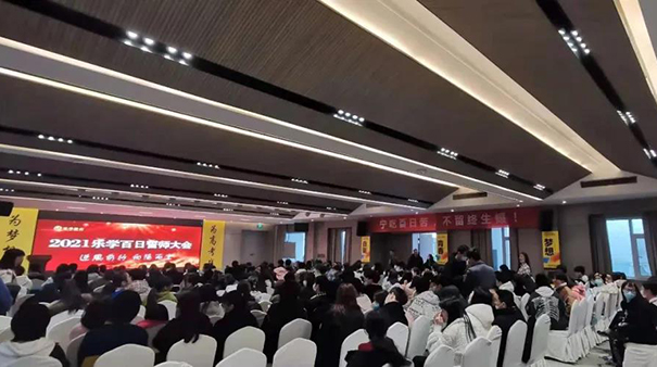 艺术生文化课和专业课两手抓,学习的效率会更高 艺术生文化课和专业课两手抓,学习的效率会更高